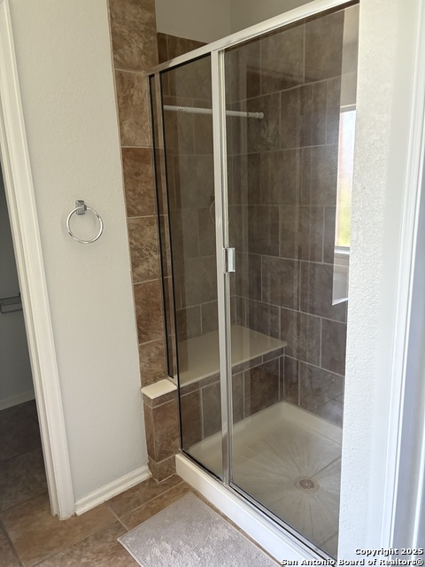 Listing photo id 18 for 4743 River Rock