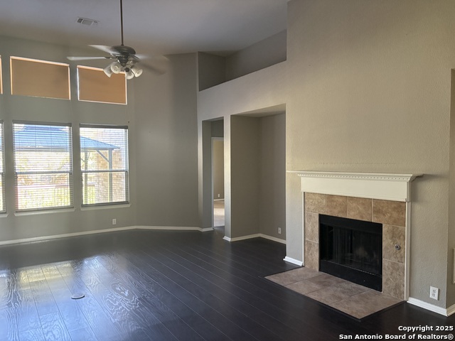 Listing photo id 6 for 4743 River Rock
