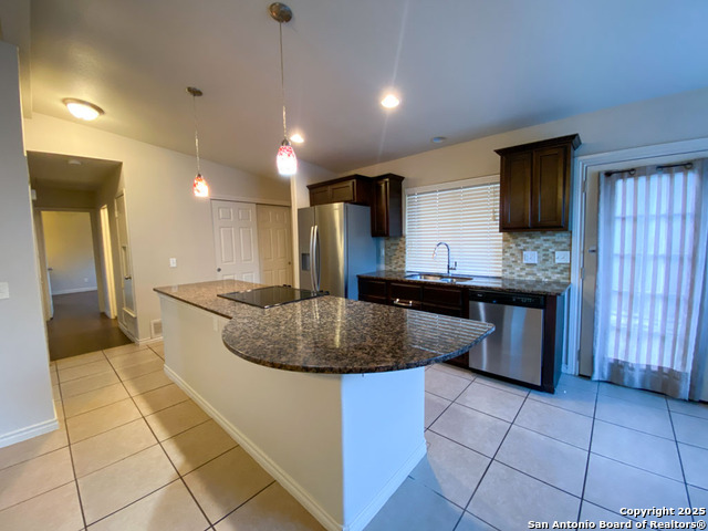 Image 2 of 26 For 4035 Shenandale St