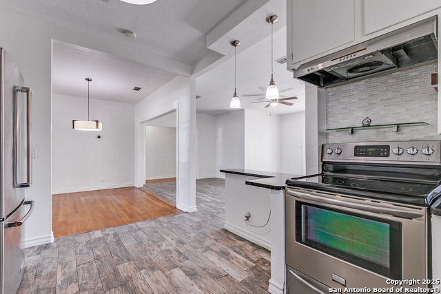 Image 12 of 25 For 2022 Craig W