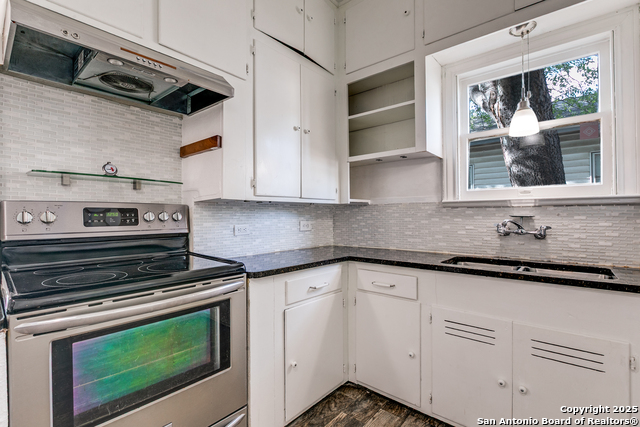 Image 13 of 25 For 2022 Craig W