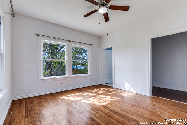 Image 21 of 25 For 2022 Craig W