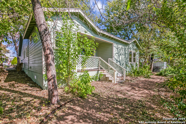 Image 25 of 25 For 2022 Craig W