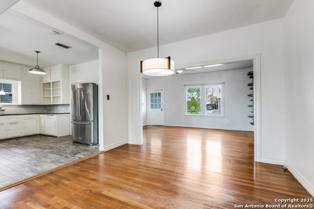 Image 6 of 25 For 2022 Craig W