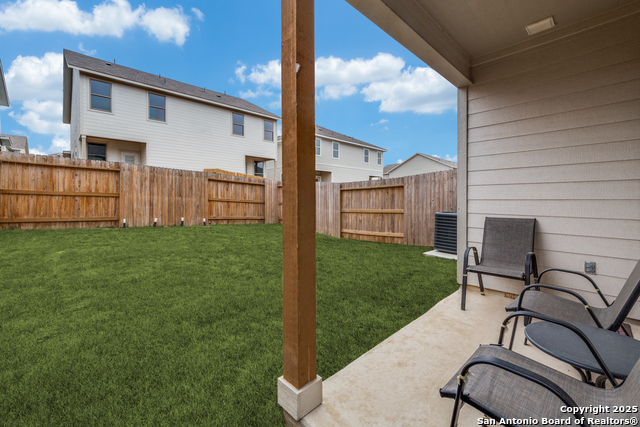 Image 11 of 12 For 7552 Magnolia Village 101