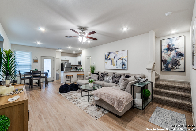 Image 3 of 12 For 7552 Magnolia Village 101