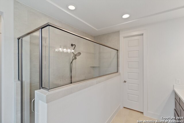 Listing photo id 15 for 1617 Seeger  