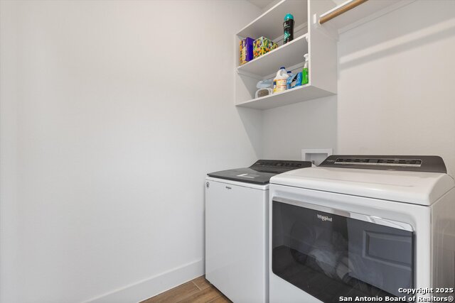 Listing photo id 16 for 1617 Seeger  