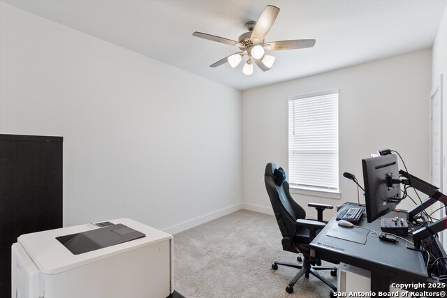 Listing photo id 25 for 1617 Seeger  