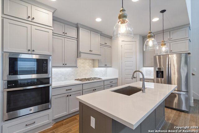 Listing photo id 7 for 1617 Seeger  