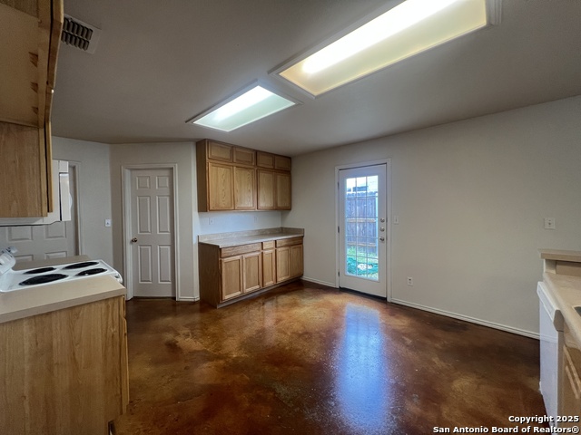 Image 11 of 24 For 3014 Douglas Fir Dr