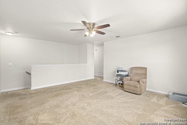 Listing photo id 9 for 6015 Kensinger Pass
