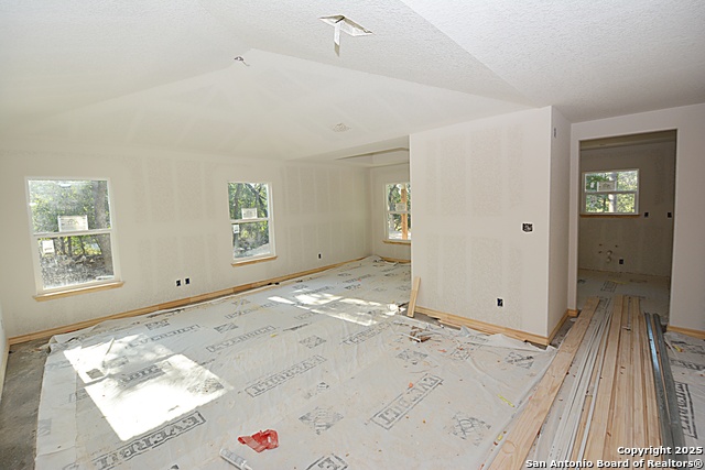 Image 2 of 10 For 968 High Dr.