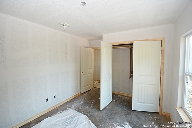 Image 9 of 10 For 926 High  