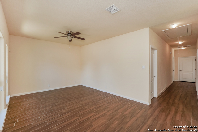 Image 4 of 21 For 2135 Crockett