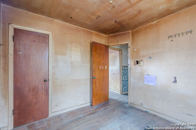 Image 11 of 19 For 2855 San Antonio W