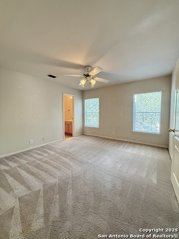 Listing photo id 14 for 4415 Shavano