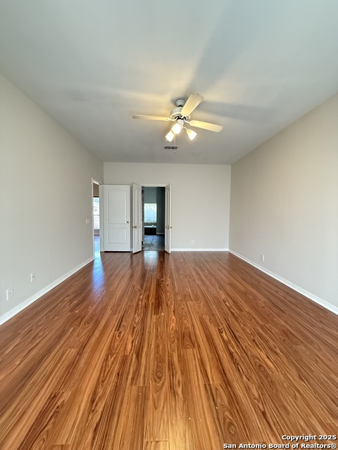 Listing photo id 22 for 4415 Shavano