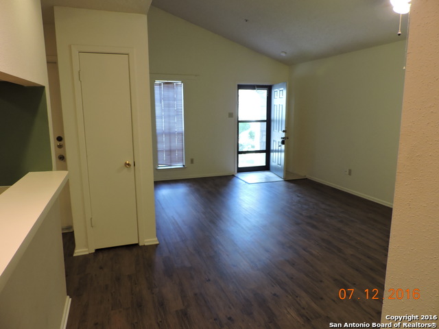 Image 3 of 6 For 8510 Stonebridge  2