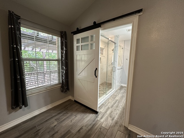 Image 3 of 20 For 8803 Redbud Woods