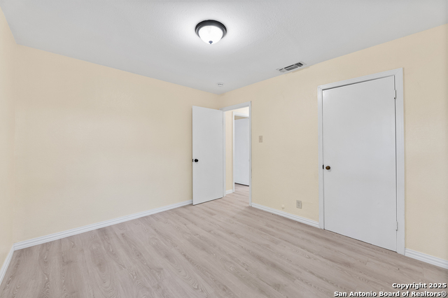 Image 17 of 32 For 126 Creath Pl