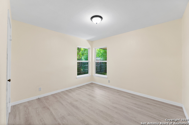 Image 19 of 32 For 126 Creath Pl