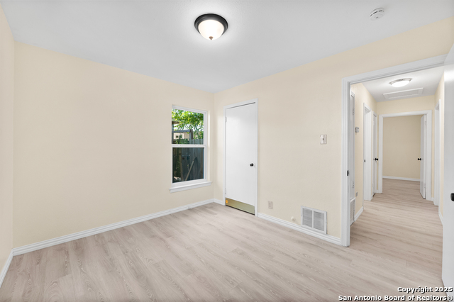 Image 24 of 32 For 126 Creath Pl