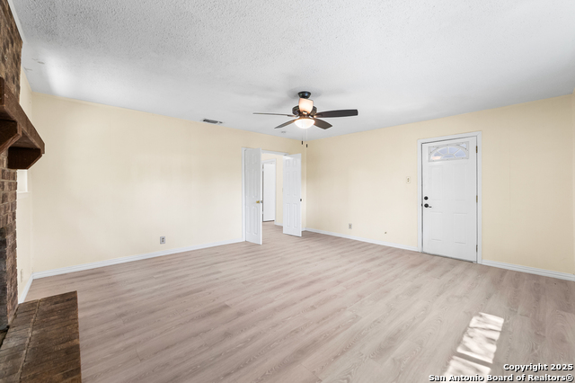 Image 4 of 32 For 126 Creath Pl