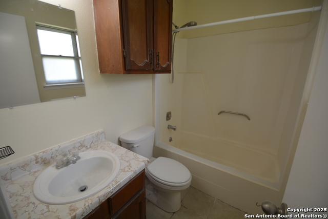 Image 11 of 13 For 5954 Cliff Bank