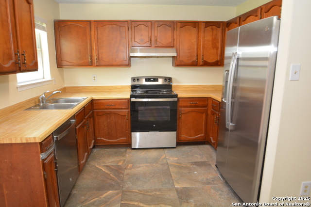 Image 2 of 13 For 5954 Cliff Bank