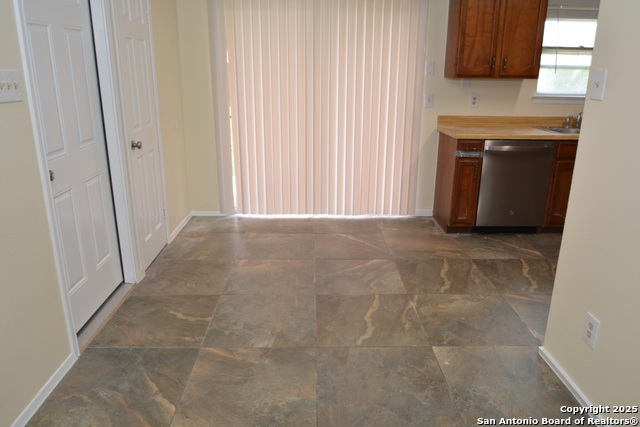 Image 4 of 13 For 5954 Cliff Bank