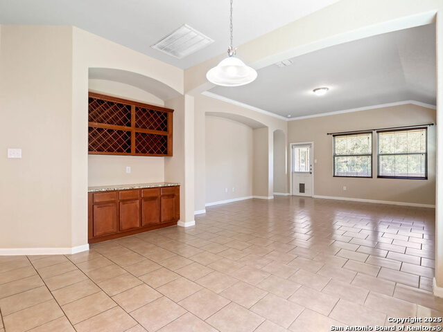 Image 10 of 25 For 819 Highland Vista