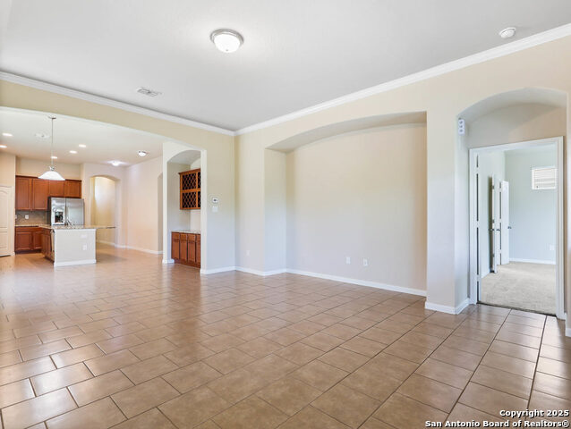 Image 13 of 25 For 819 Highland Vista