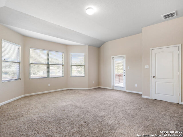 Image 15 of 25 For 819 Highland Vista