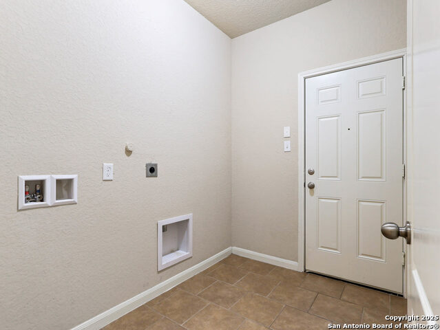 Image 22 of 25 For 819 Highland Vista