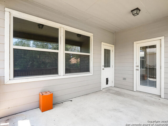 Image 23 of 25 For 819 Highland Vista