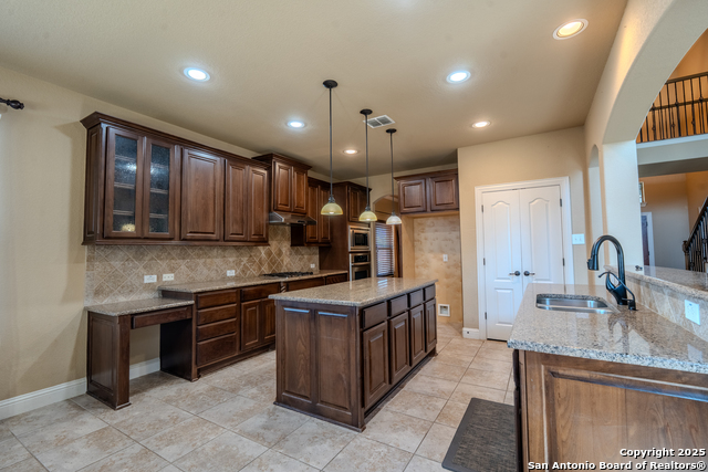 Listing photo id 8 for 3326 Marlark