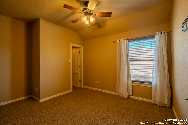 Listing photo id 12 for 3326 Marlark