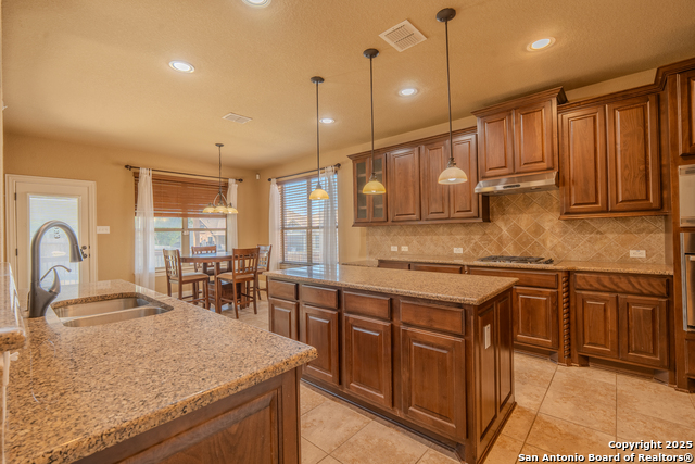 Listing photo id 7 for 3326 Marlark