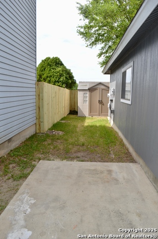 Image 2 of 14 For 9731 Misty Plain