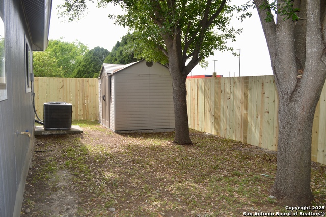 Image 3 of 14 For 9731 Misty Plain