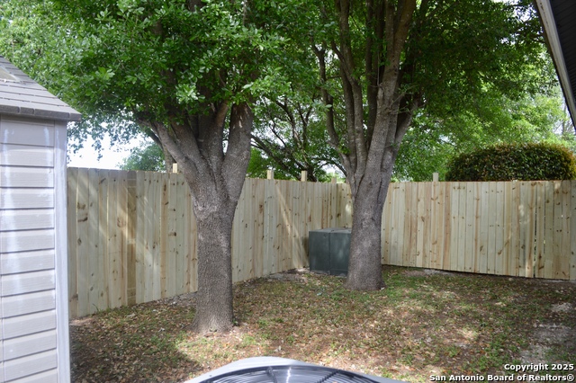 Image 4 of 14 For 9731 Misty Plain