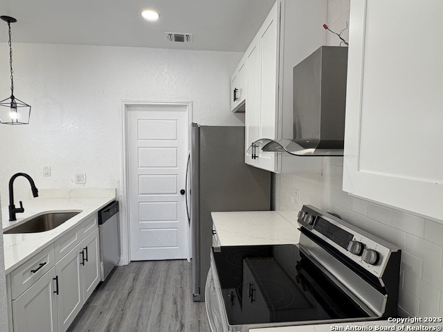 Listing photo id 4 for 8046 Wayword Trail