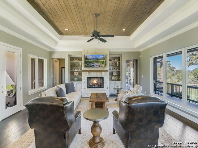 Image 11 of 50 For 2145 San Jose Way