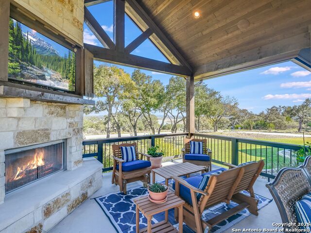 Image 3 of 50 For 2145 San Jose Way