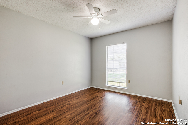 Image 10 of 12 For 137 Fort Wayne