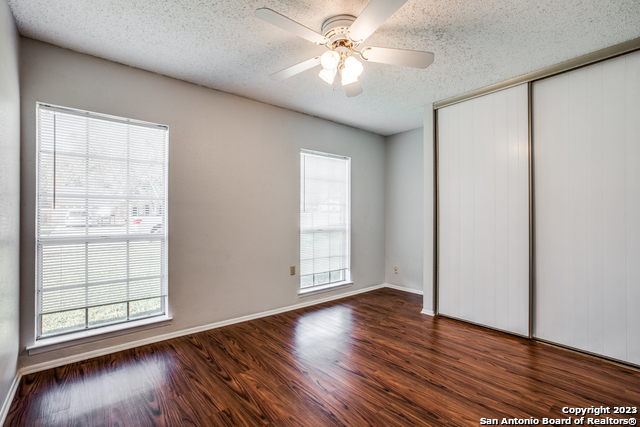 Image 11 of 12 For 137 Fort Wayne