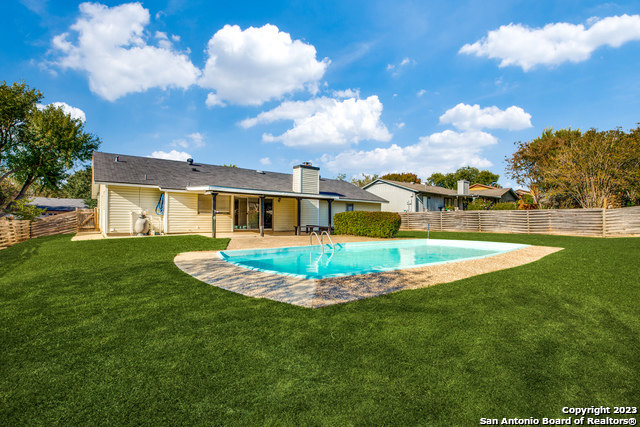 Image 12 of 12 For 137 Fort Wayne