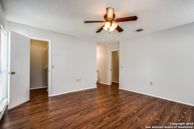 Image 7 of 12 For 137 Fort Wayne