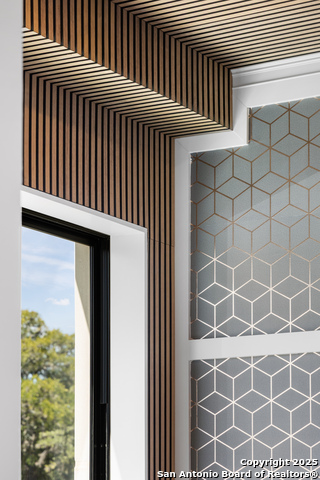 Image 15 of 15 For 10899 Hausman S 204